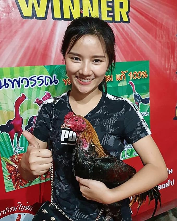 HULX Super Green 10 CC. Rooster Booster Health Care Protection, Quickly Recover Chicken Rooster from Sick, Heal Wounds Pain, Recovery Energy Increase Immunity Poultry & Bird