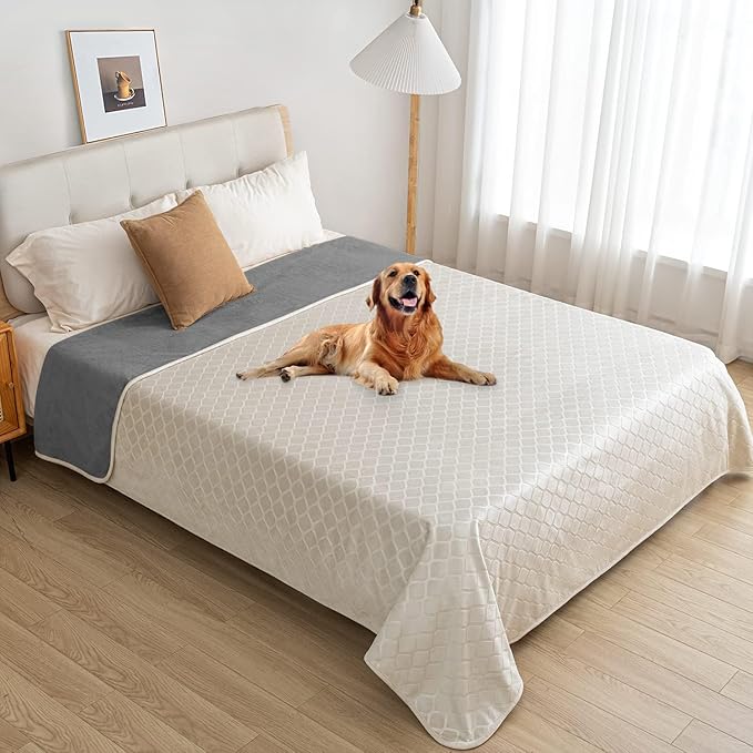 fuguitex Waterproof Dog Blanket Bed Cover Dog Crystal Velvet Moroccan Fuzzy Cozy Plush Pet Blanket Throw Blanket for Couch Sofa(40 * 60 inch, Cream+Grey)