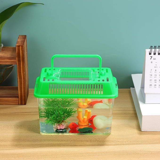 Mini Plastic Fish Tank, Small Portable Aquarium with Lid for Small Critters and Creatures Pet Fish Easy to Clean and Transparent Tank Design