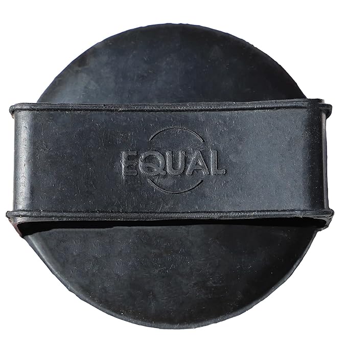 Grewal Equestrian Round Curry Comb with Handle (Black)