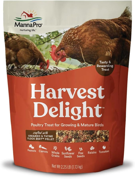 Manna Pro Harvest Delight - Whole Ingredient Chicken Treat - Harvest Mix of Grains, Raisins, Tomatoes, Carrots, Sunflower Seeds - Mixed Flock Poultry Treat - 2.5 lbs