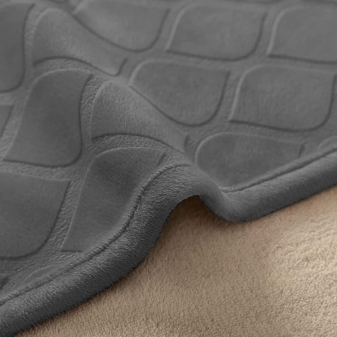fuguitex Waterproof Dog Blanket Bed Cover Dog Crystal Velvet Moroccan Fuzzy Cozy Plush Pet Blanket Throw Blanket for Couch Sofa(82 * 102 inch, Dark Grey+Beige)