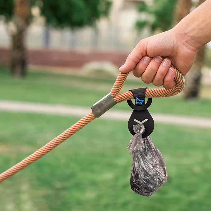 PuppyDoggy Dog Poop Bag Holder for Leash Waste Bag Carrier Dog Poop Bag Dispenser for Walking Running Bicycle Accessory 4 Pieces (Green)