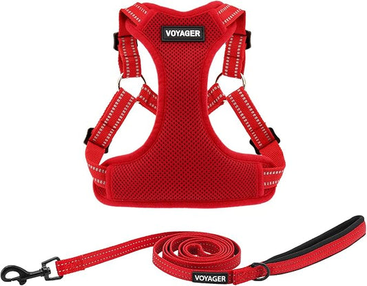 Best Pet Supplies Voyager Mesh Dog Breathable Harness Reflective Stitching, All Weather Adjustable for Walking Training, or Running - Heavy Duty & Durable, Harness Leash Set (Red), M
