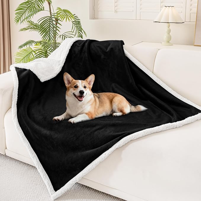 Smiry Waterproof Blanket Throw for Large Dogs, Soft Reversible Dog Blanket for Sofa Couch Bed, Washable Leakproof Sherpa Fleece Furniture Couch Protector(50"x60", Black/White)