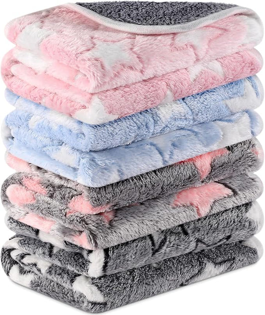 Reginary 4 Pcs Waterproof Guinea Pig Blankets Washable Small Animal Fleece Bedding Absorbent Guinea Pig Cage Liners Reusable Pet Pee Pad Sleep Mat for Hamster Ferret(Cute Star Pattern,28 x 56 Inch)