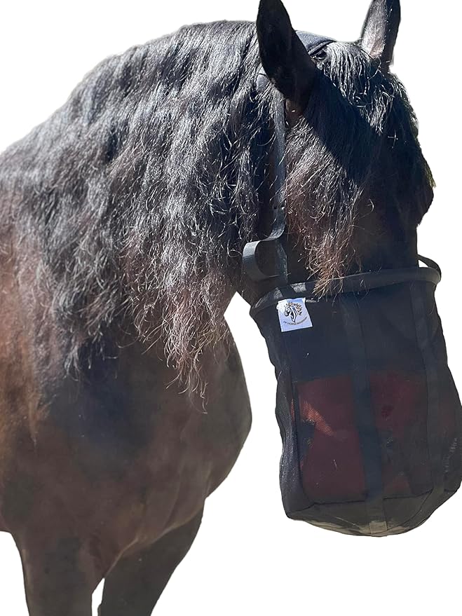 Reinforced Horse Mesh Feed Bag, Adjustable Strap, Padded Nose, Heavy Duty Horse Feed Bag, Reinforced Bottom Stitching, Holds 8qt Grain Bucket, no Mess, soak Feed in Bag, Horse Feed Bag