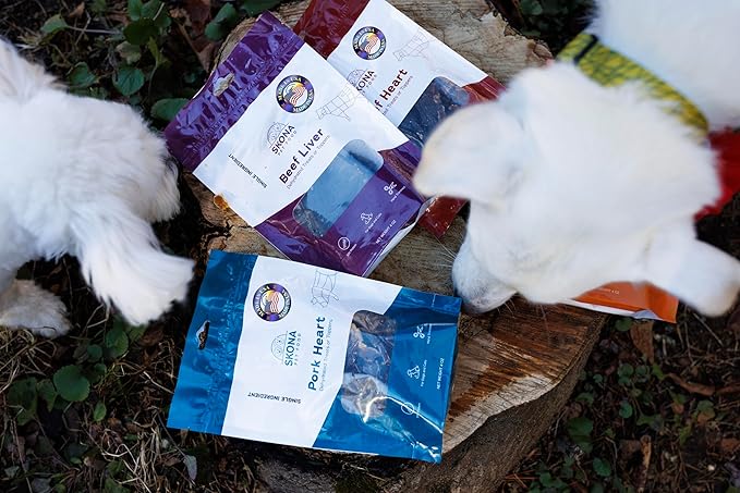 Skona PetFood Chicken Breast Jerky Dog Treats & Cat Jerky Treats, High Protein, Single-Ingredient Training Snacks, Vitamin-Rich, USA Made, Supports Heart, Eye & Dental Health, Healthy & Tasty, 4oz