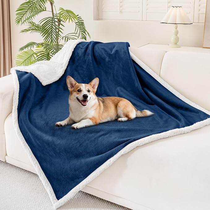 Smiry Waterproof Blanket Throw for Large Dogs, Soft Reversible Dog Blanket for Sofa Couch Bed, Washable Leakproof Sherpa Fleece Furniture Couch Protector(50"x60", Navy/White)