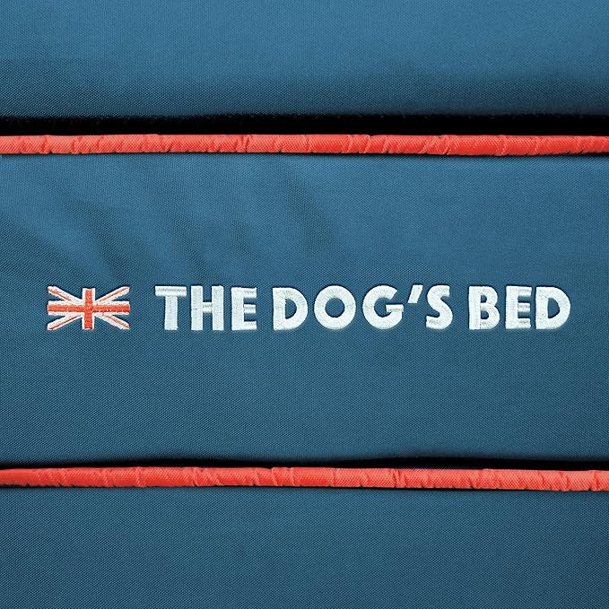 The Dog’s Bed Orthopedic Memory Foam Dog Bed, Medium Blue Oxford with Red Trim UK Flag, Pain Relief for Arthritis, Hip & Elbow Dysplasia, Post Surgery, Supportive, Calming, Waterproof Washable
